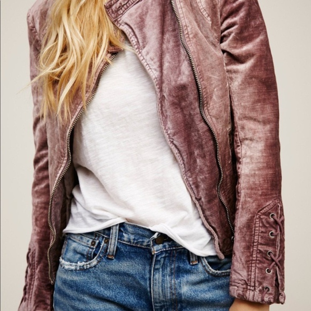 FREE PEOPLE - Lacey Velvet Moto Jacket in Purple